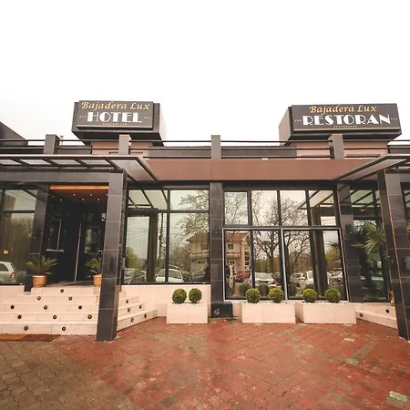 Bajadera Lux 2*