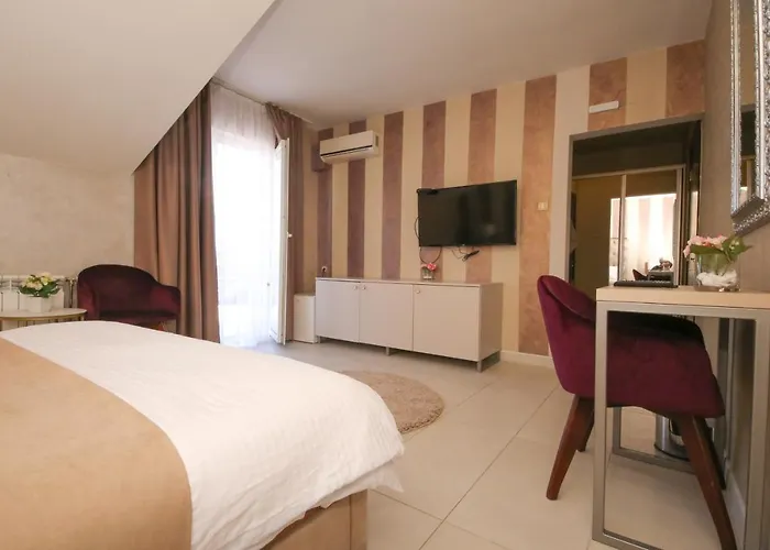 Ξενοδοχείο Bajadera Lux Βελιγράδι