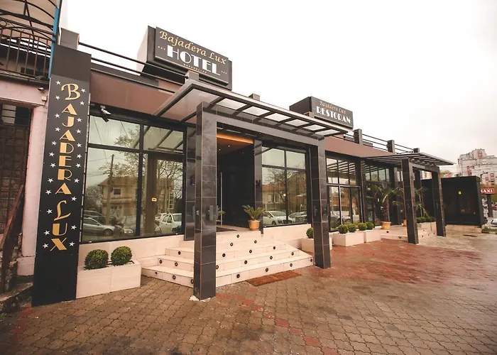 Hotel Bajadera Lux 2*